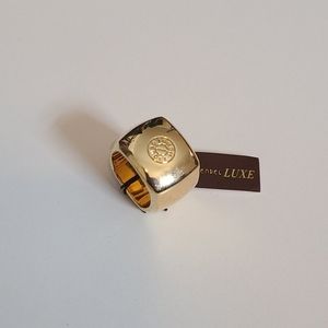 Henri Bendel gold cigar ring, sz6